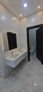 ⁦فيلا واسعة بنظام شقق في حي الرحمانية 350 م²⁩ - الصورة ⁦4⁩